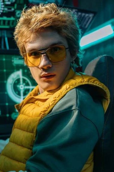 Оливер Мара